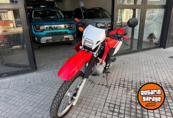 Motos - Honda Tornado 250cc 2019 Nafta 1692Km - En Venta