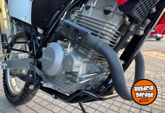 Motos - Honda Tornado 250cc 2019 Nafta 1692Km - En Venta