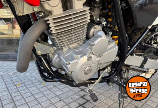 Motos - Honda Tornado 250cc 2019 Nafta 1692Km - En Venta