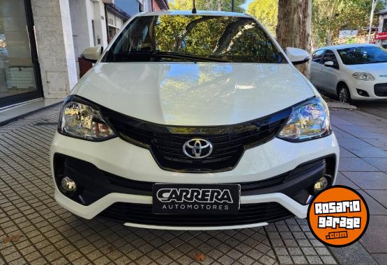 Autos - Toyota ETIOS XLS PACK 2022 Nafta 24000Km - En Venta