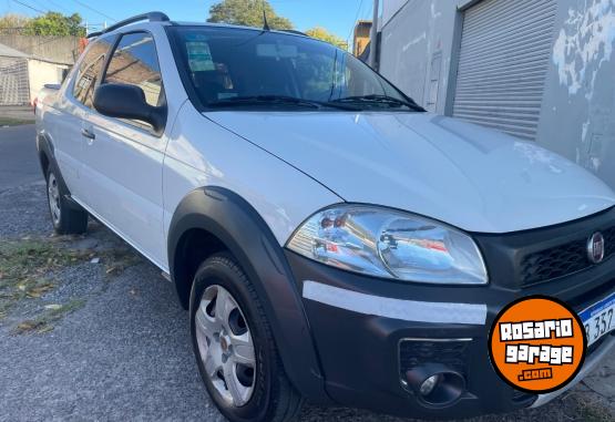 Utilitarios - Fiat Strada 2017 GNC 124000Km - En Venta
