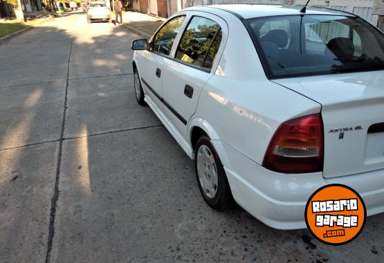 Autos - Chevrolet ASTRA 2001 GNC 180000Km - En Venta