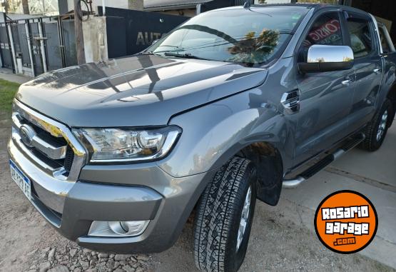 Camionetas - Ford Ranger XLT 4x2 manual 2017 GNC 190000Km - En Venta