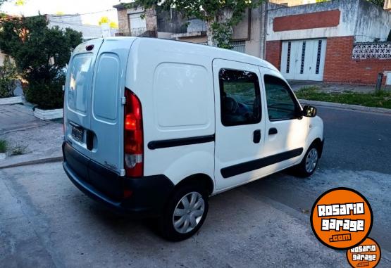 Utilitarios - Renault Kangoo 2010 GNC 176000Km - En Venta