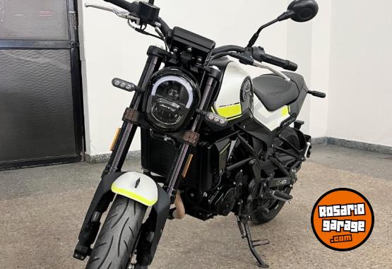 Motos - Benelli LEONCINO 250 2022 Nafta 7600Km - En Venta