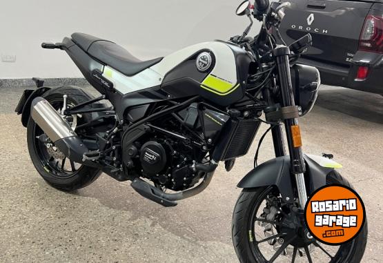 Motos - Benelli LEONCINO 250 2022 Nafta 7600Km - En Venta