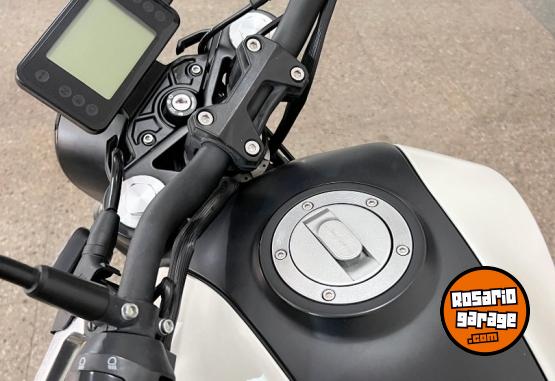 Motos - Benelli LEONCINO 250 2022 Nafta 7600Km - En Venta