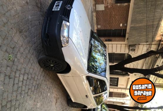 Autos - Volkswagen Gol 2004 Nafta 182000Km - En Venta