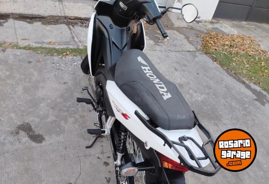 Motos - Honda Wave 2021 Nafta 13000Km - En Venta