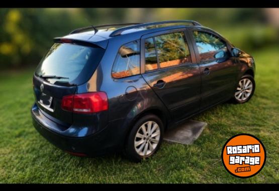 Autos - Volkswagen Suran 2011 Nafta 230000Km - En Venta