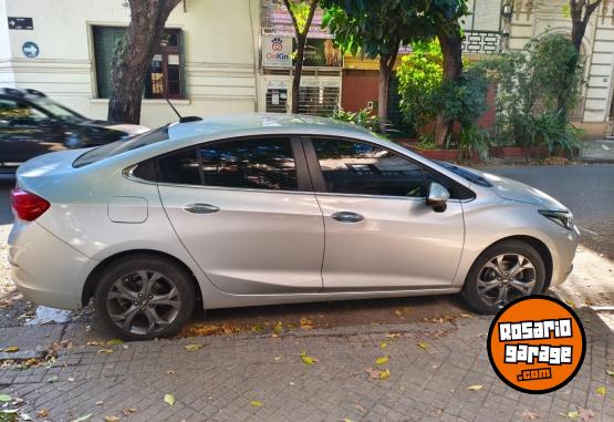 Autos - Chevrolet Cruze 2021 Nafta 64000Km - En Venta