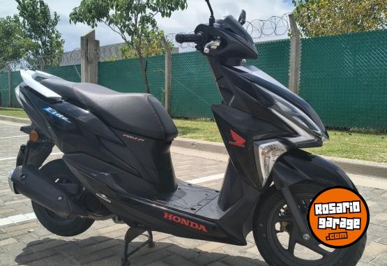 Motos - Honda Elite 2018 Nafta 12800Km - En Venta