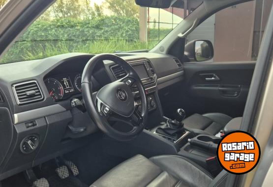 Camionetas - Volkswagen Amarok Hightline 2020 Diesel 86000Km - En Venta