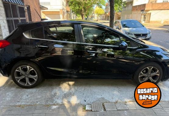 Autos - Chevrolet Cruze Premier 5 Puertas 2023 Nafta 21500Km - En Venta