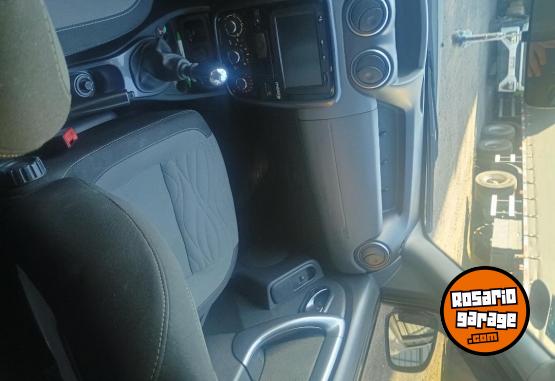 Camionetas - Renault Duster nav 2013 GNC 215000Km - En Venta