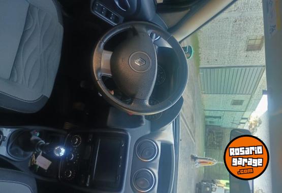 Autos - Renault Duster 2013 GNC 215000Km - En Venta