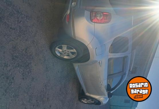 Autos - Renault Duster 2013 GNC 215000Km - En Venta