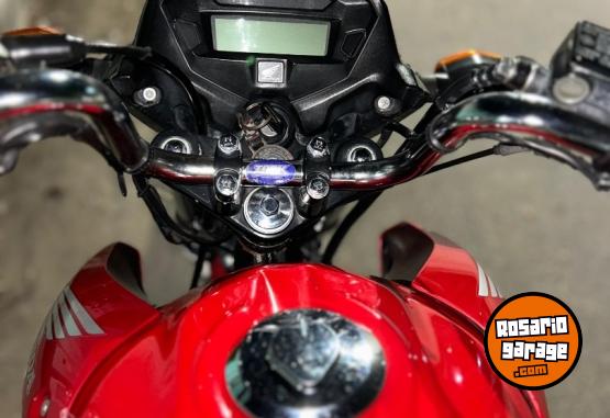 Motos - Honda New titan 2018 Nafta 30000Km - En Venta