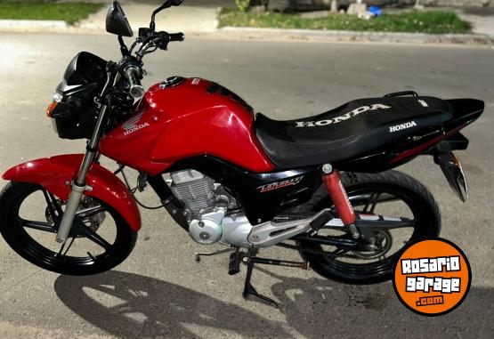 Motos - Honda New titan 2018 Nafta 30000Km - En Venta