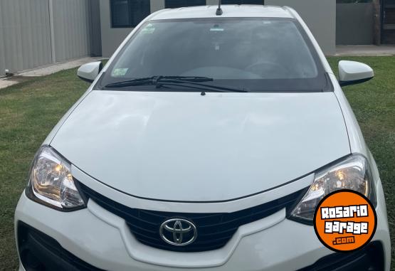 Autos - Toyota Toyota ETIOS 1.5 XS 2017 Nafta 100000Km - En Venta