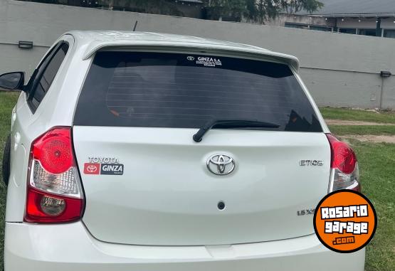 Autos - Toyota Toyota ETIOS 1.5 XS 2017 Nafta 100000Km - En Venta