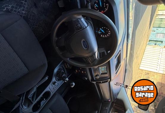 Camionetas - Ford Ranger 2021 Diesel 62000Km - En Venta