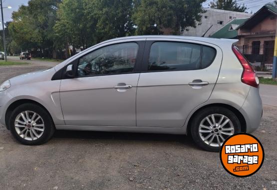 Autos - Fiat Palio 2014 GNC 191000Km - En Venta