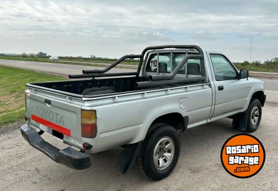 Camionetas - Toyota Hilux 2004 Diesel 320000Km - En Venta