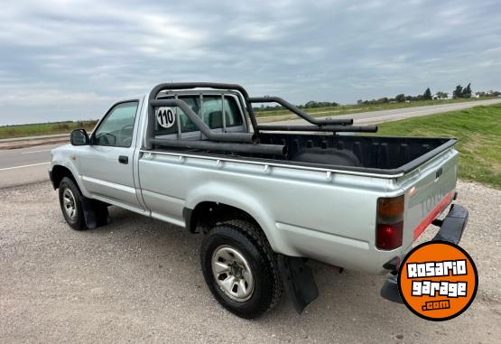 Camionetas - Toyota Hilux 2004 Diesel 320000Km - En Venta