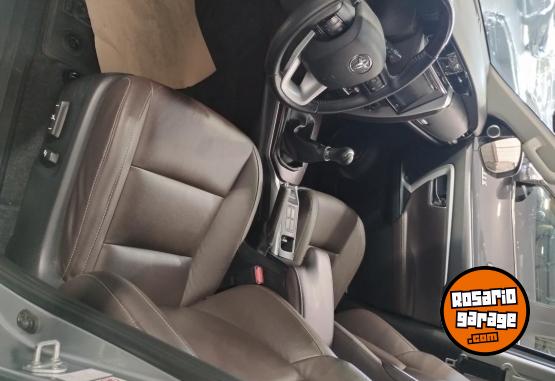 Autos - Toyota SW4 SRX 4x4 2019 Diesel 36500Km - En Venta