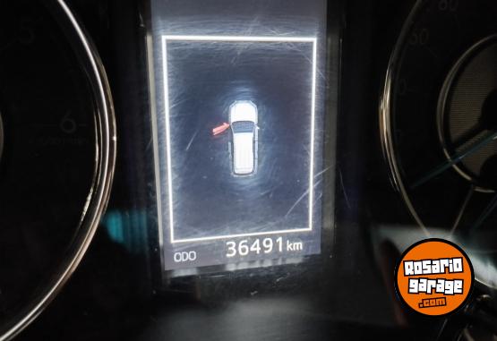 Autos - Toyota SW4 SRX 4x4 2019 Diesel 36500Km - En Venta