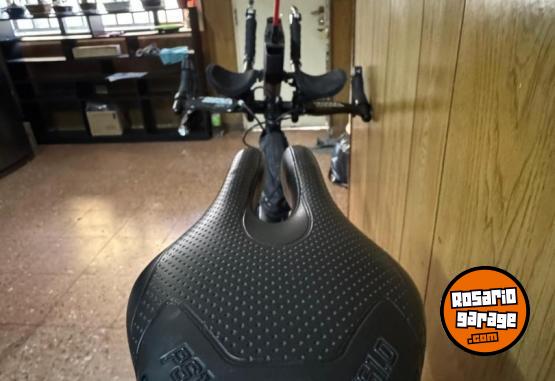 Deportes - Bicicleta Fuji D6 2.0 carbono - En Venta