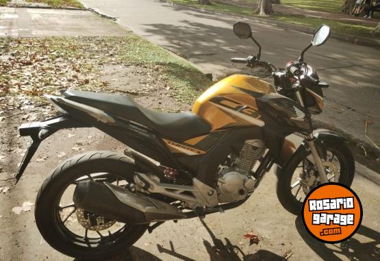 Motos - Honda Twister CB250 2020 Nafta 20000Km - En Venta