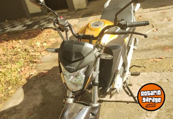 Motos - Honda Twister CB250 2020 Nafta 20000Km - En Venta