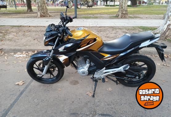 Motos - Honda Twister CB250 2020 Nafta 22000Km - En Venta
