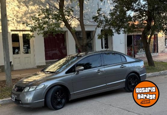 Autos - Honda Civic EXS 2007 Nafta 181000Km - En Venta