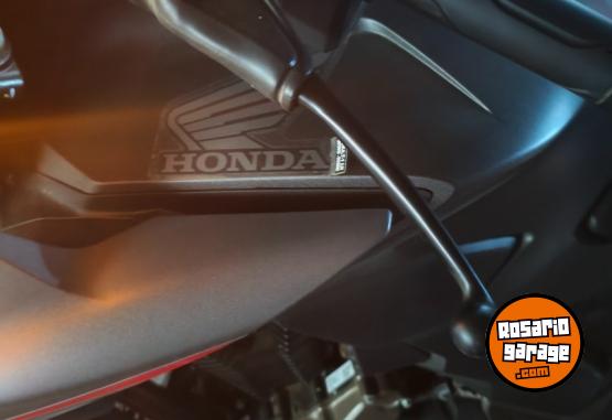 Motos - Honda CB 300 2025 Nafta 1440Km - En Venta
