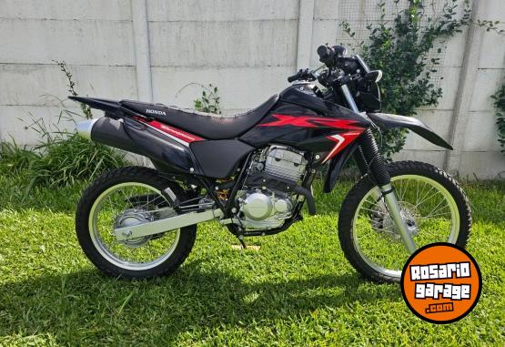 Motos - Honda Tornado, xr 250 2023 Nafta 850Km - En Venta