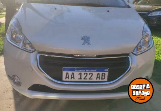 Autos - Peugeot 208 2016 Nafta 35000Km - En Venta