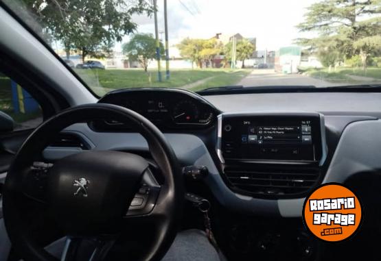 Autos - Peugeot 208 2016 Nafta 35000Km - En Venta