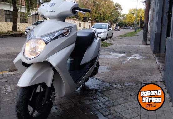 Motos - Honda Elite 125 2017 Nafta 30000Km - En Venta