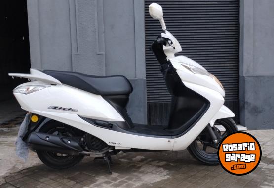Motos - Honda Elite 125 2017 Nafta 30000Km - En Venta