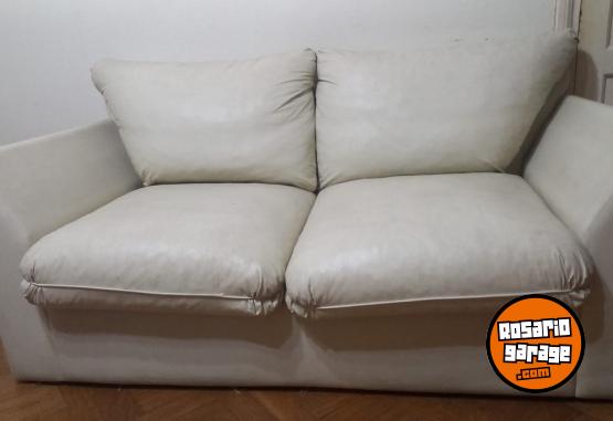 Hogar - SILLON DE ECOCUERO IMPECABLE - 160x80cm - En Venta