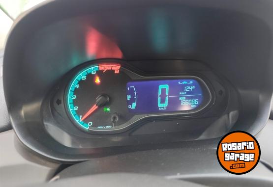 Autos - Chevrolet Prisma LTZ 2015 Nafta 166000Km - En Venta