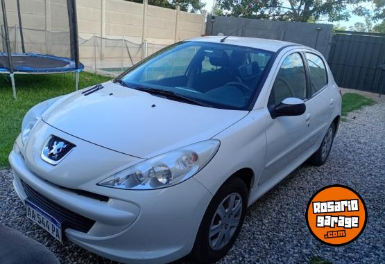 Autos - Peugeot 207 Compact 2016 Nafta 90000Km - En Venta