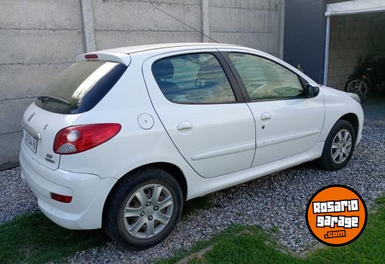 Autos - Peugeot 207 Compact 2016 Nafta 90000Km - En Venta