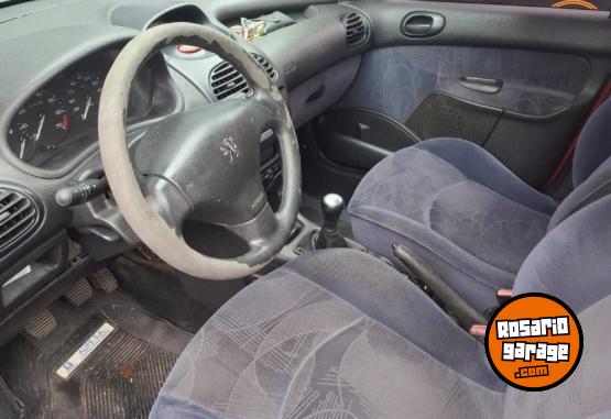 Autos - Peugeot 206 XT PREMIUM 2005 Nafta 250000Km - En Venta