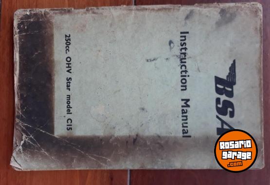 Cl�sicos - MANUALES ANTIGUOS DE MOTOCICLETAS ORIGINALES EL PRECIO ES POR UNIDAD $ 100.000 - En Venta