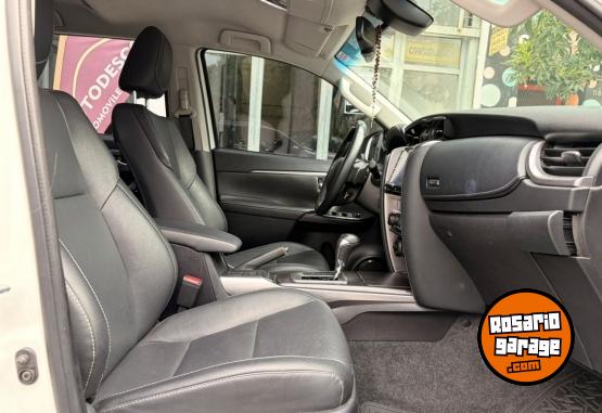 Camionetas - Toyota SW4 SRX 2022 Diesel 60000Km - En Venta