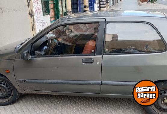Autos - Renault Clio 96 1996 Diesel 70000Km - En Venta